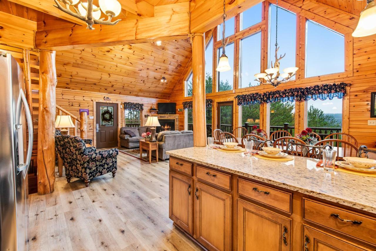 Villa Grizzly Manor Pigeon Forge Exterior foto